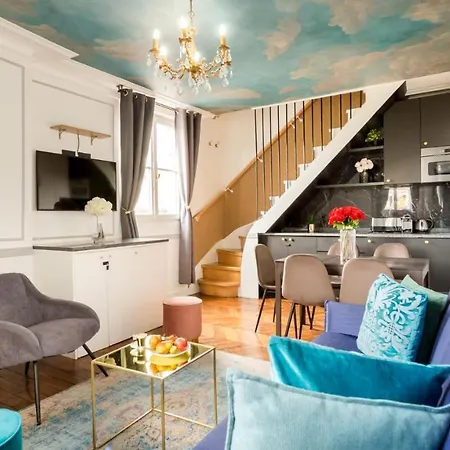 Luxury 2 Bedroom Duplex - Beautiful Monument View Appartement *