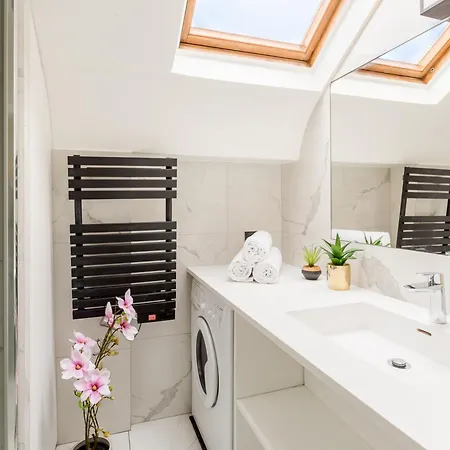 Merveil - Luxury Serviced - Royale Ii Apartment *