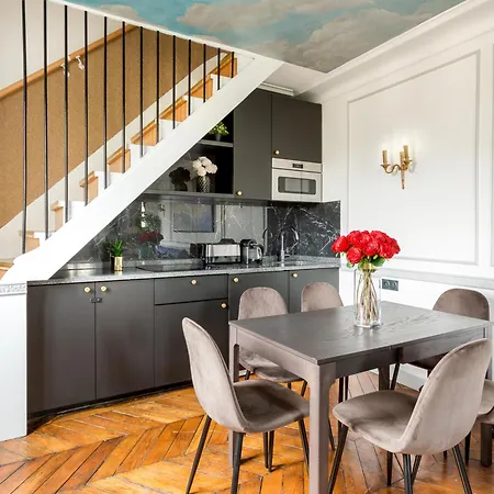 Merveil - Luxury Serviced - Royale Ii Apartment *