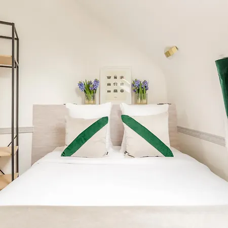 Merveil - Luxury Serviced - Royale Ii Apartment *